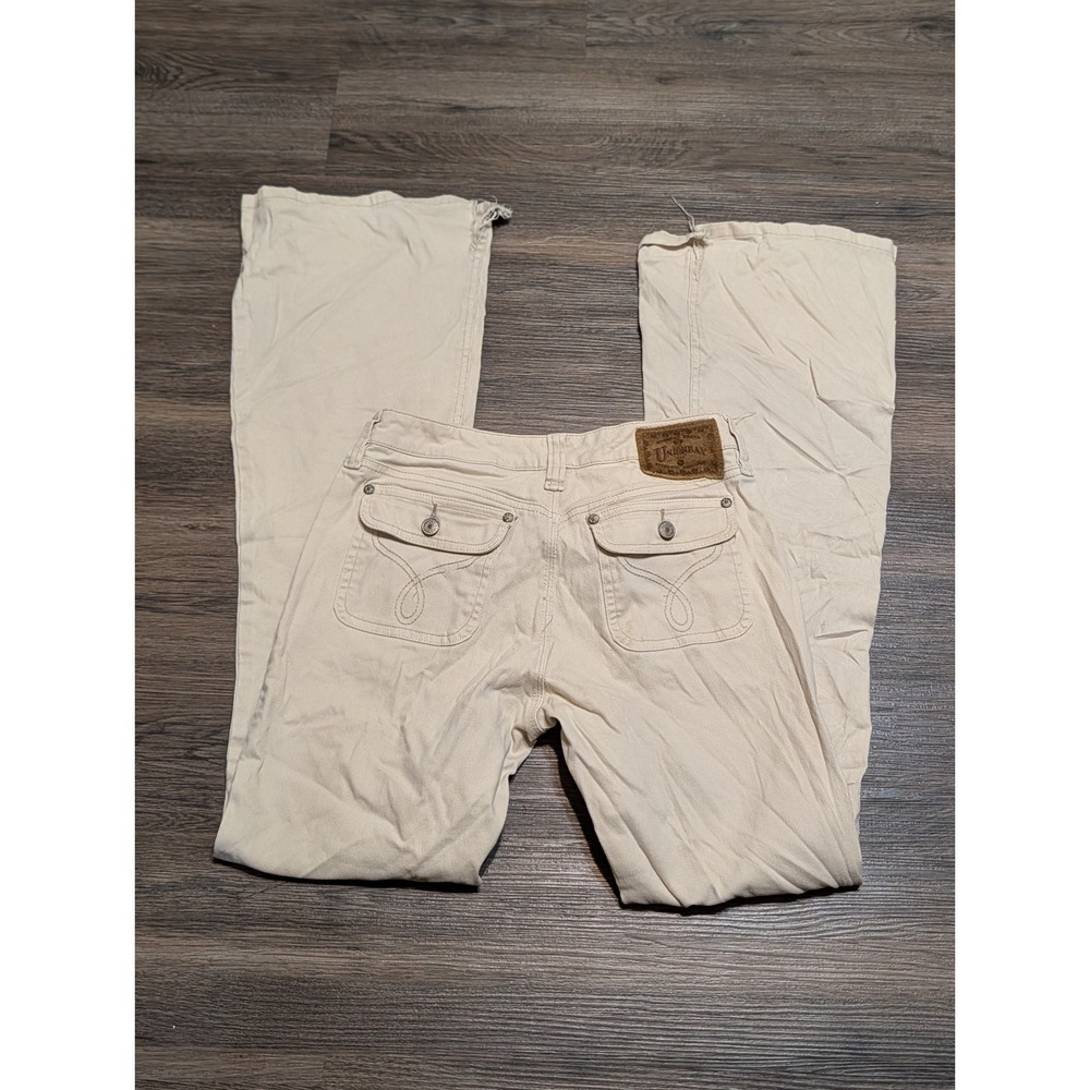 Unionbay Y2K Beige Low Rise Flare Jeans Stretch Distressed Hem Tan 28x31.5